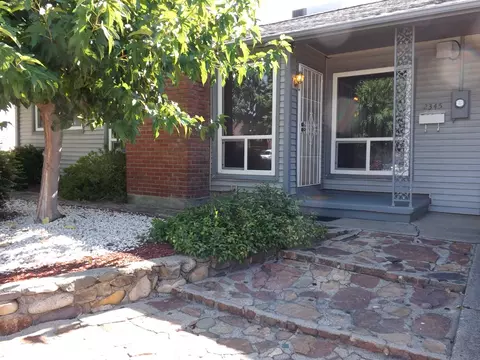 2345 Beverly Dr, Redding, CA 96002 photo 1