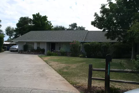 4163 Jane St, Redding, CA 96002 photo 2