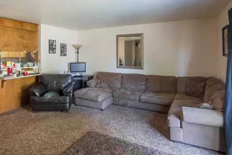 1151 Jaxon Way, Redding, CA 96003 photo 4