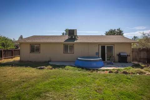 1151 Jaxon Way, Redding, CA 96003 photo 11