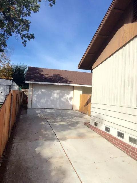 3820 Saint Nicholas Ave, Redding, CA 96003 photo 13