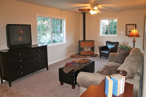 12564 Williamson Rd, Redding, CA 96003 photo 24