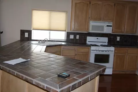 489 Reddington Dr, Redding, CA 96003 photo 3