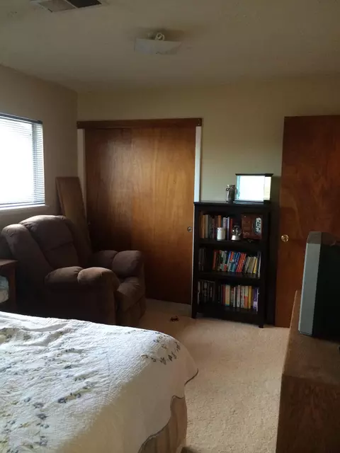 2671 Reservoir Ln, Redding, CA 96002 photo 7