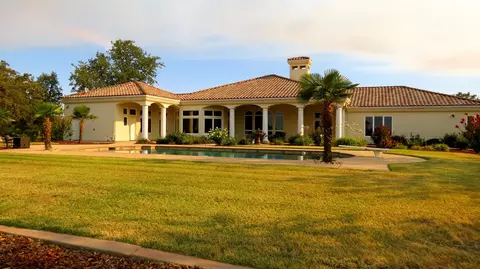 15750 Sol Semete Trl, Redding, CA 96001 photo 5