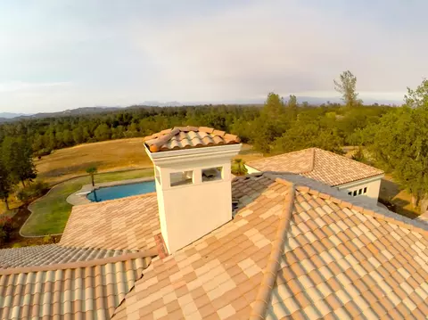 15750 Sol Semete Trl, Redding, CA 96001 photo 4