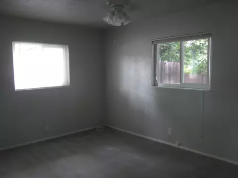 2325 Garden Ave, Redding, CA 96001 photo 13