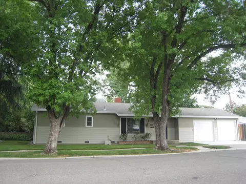 2325 Garden Ave, Redding, CA 96001 photo 1