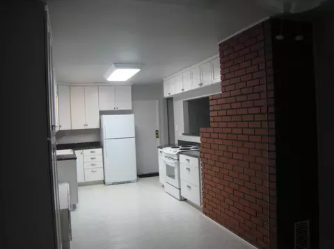 2325 Garden Ave, Redding, CA 96001 photo 5