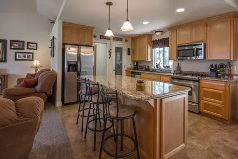 6480 Ledgestone Ct, Anderson, CA 96007 photo 4