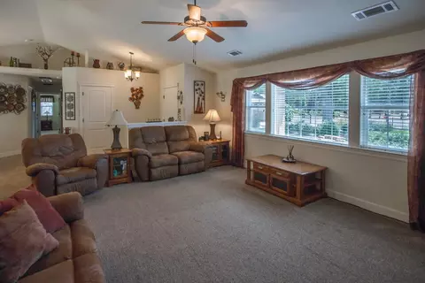 6480 Ledgestone Ct, Anderson, CA 96007 photo 5