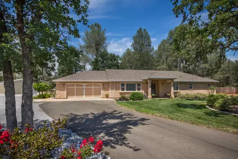 6480 Ledgestone Ct, Anderson, CA 96007 photo 1