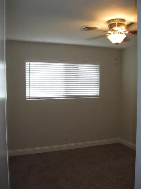 2847 Squire Ave, Redding, CA 96002 photo 18