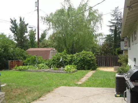 2847 Squire Ave, Redding, CA 96002 photo 6