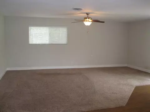 2847 Squire Ave, Redding, CA 96002 photo 7
