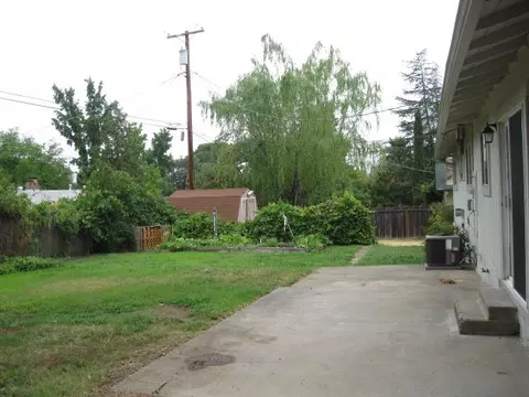 2847 Squire Ave, Redding, CA 96002 photo 25
