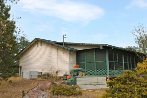 35 La Colina, Anderson, CA 96007 photo 31