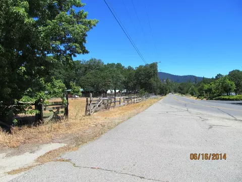 250 Oak Ave, Hayfork, CA 96041 photo 19