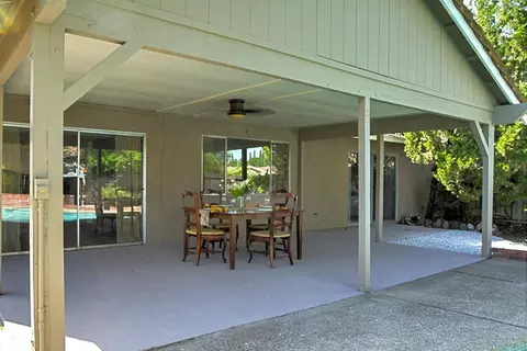 2557 Lake Redding Dr, Redding, CA 96003 photo 5