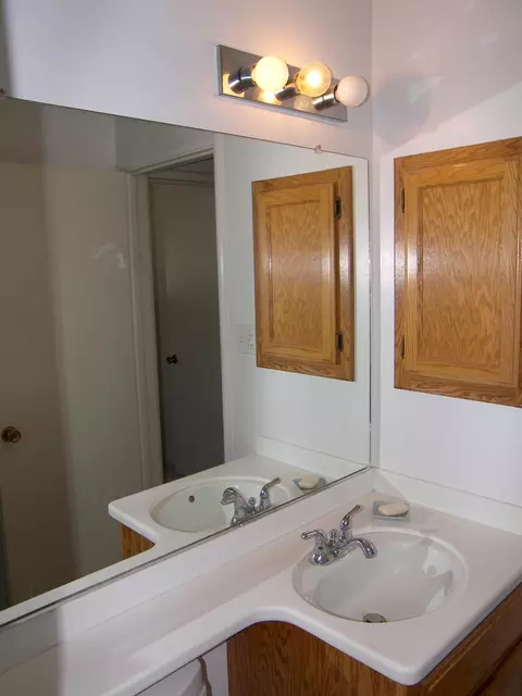 2732 Russell, Redding, CA 96001 photo 24