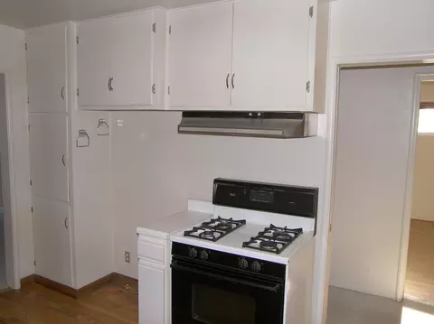 2732 Russell, Redding, CA 96001 photo 16