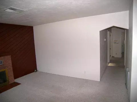 2732 Russell, Redding, CA 96001 photo 10