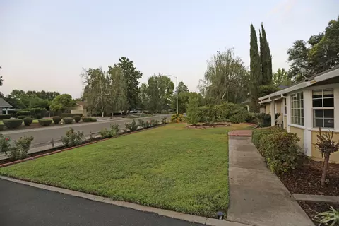 1959 El Verano St, Redding, CA 96002 photo 2