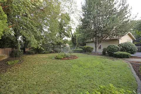 1959 El Verano St, Redding, CA 96002 photo 20
