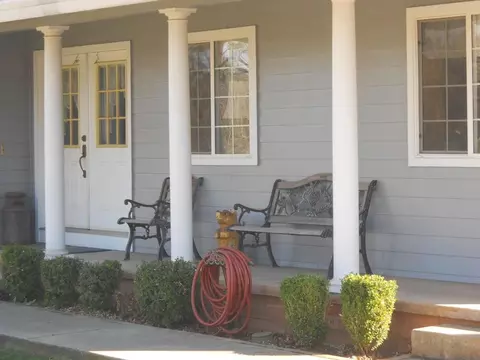 2299 Rancho Rd, Redding, CA 96002 photo 2