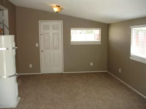 2561 Wyndham Ln, Redding, CA 96001 photo 6