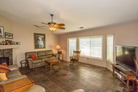 3367 Capricorn Way, Redding, CA 96002 photo 6