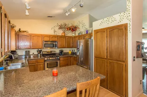 3367 Capricorn Way, Redding, CA 96002 photo 14