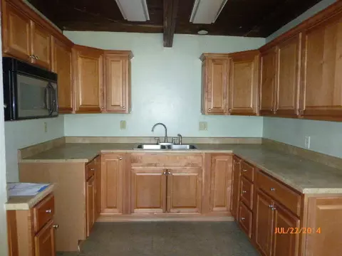 1825 Douglas St, Red Bluff, CA 96080 photo 6