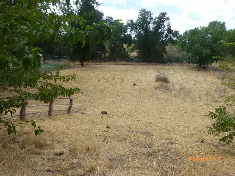 1825 Douglas St, Red Bluff, CA 96080 photo 15