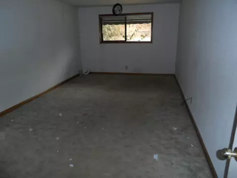 1534 Orange Ave, Redding, CA 96001 photo 4