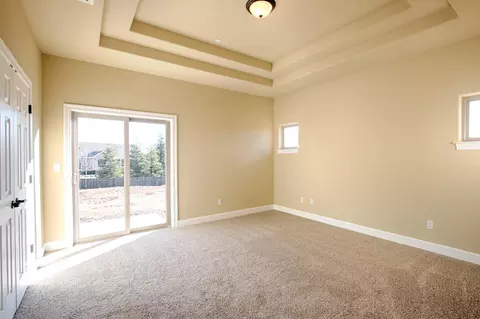 3085 Sierra Madre, Redding, CA 96003 photo 7