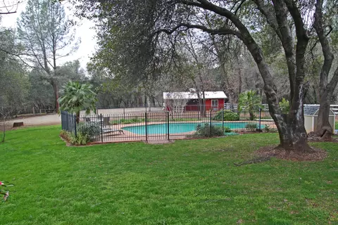 13272 Opal Way, Redding, CA 96003 photo 2