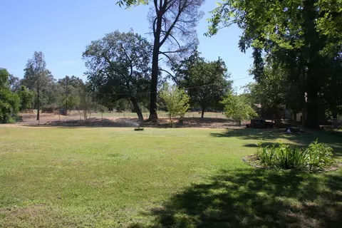 7701 Music Rd, Redding, CA 96002 photo 11