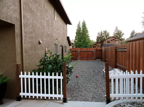 553 Armando Ave, Redding, CA 96003 photo 21