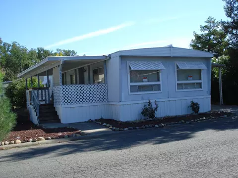 4542 Chippewa Ln, Redding, CA 96003 photo 1