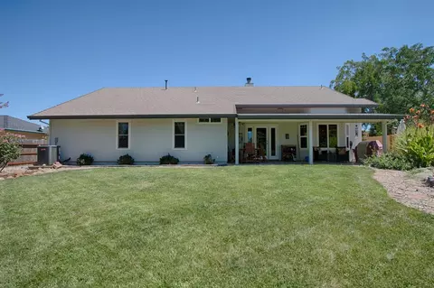 4384 Nightbird Way, Redding, CA 96001 photo 17
