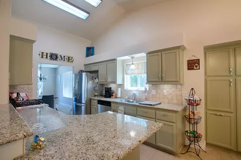 4384 Nightbird Way, Redding, CA 96001 photo 3
