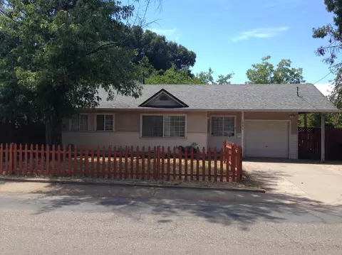 1204 C St, Redding, CA 96002 photo 3