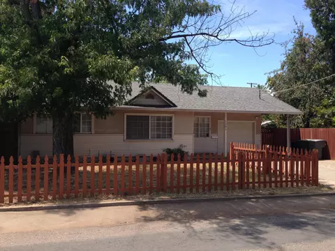 1204 C St, Redding, CA 96002 photo 1
