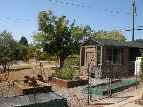 11308 Iron Mountain Rd, Redding, CA 96001 photo 5