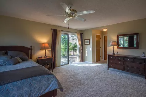 15629 Prospect Dr, Redding, CA 96001 photo 11