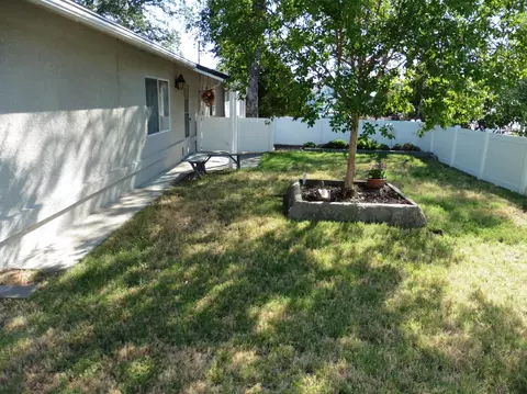 1955 Riviera Dr, Redding, CA 96001 photo 69