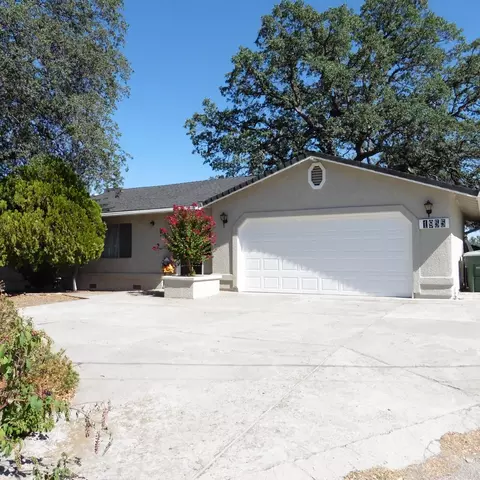 1955 Riviera Dr, Redding, CA 96001 photo 2