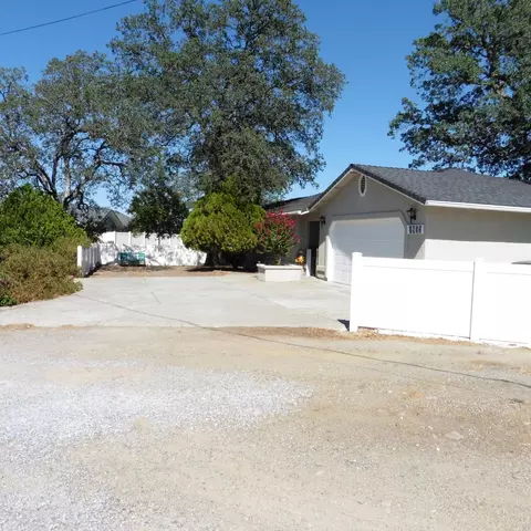 1955 Riviera Dr, Redding, CA 96001 photo 4