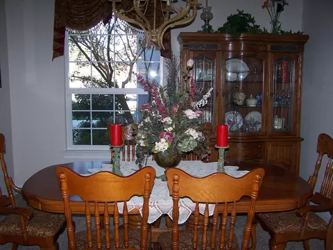 1380 Spanish Bay Dr, Redding, CA 96003 photo 5